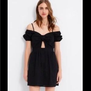 ZARA OFF SHOULDER DRESS    NWOT